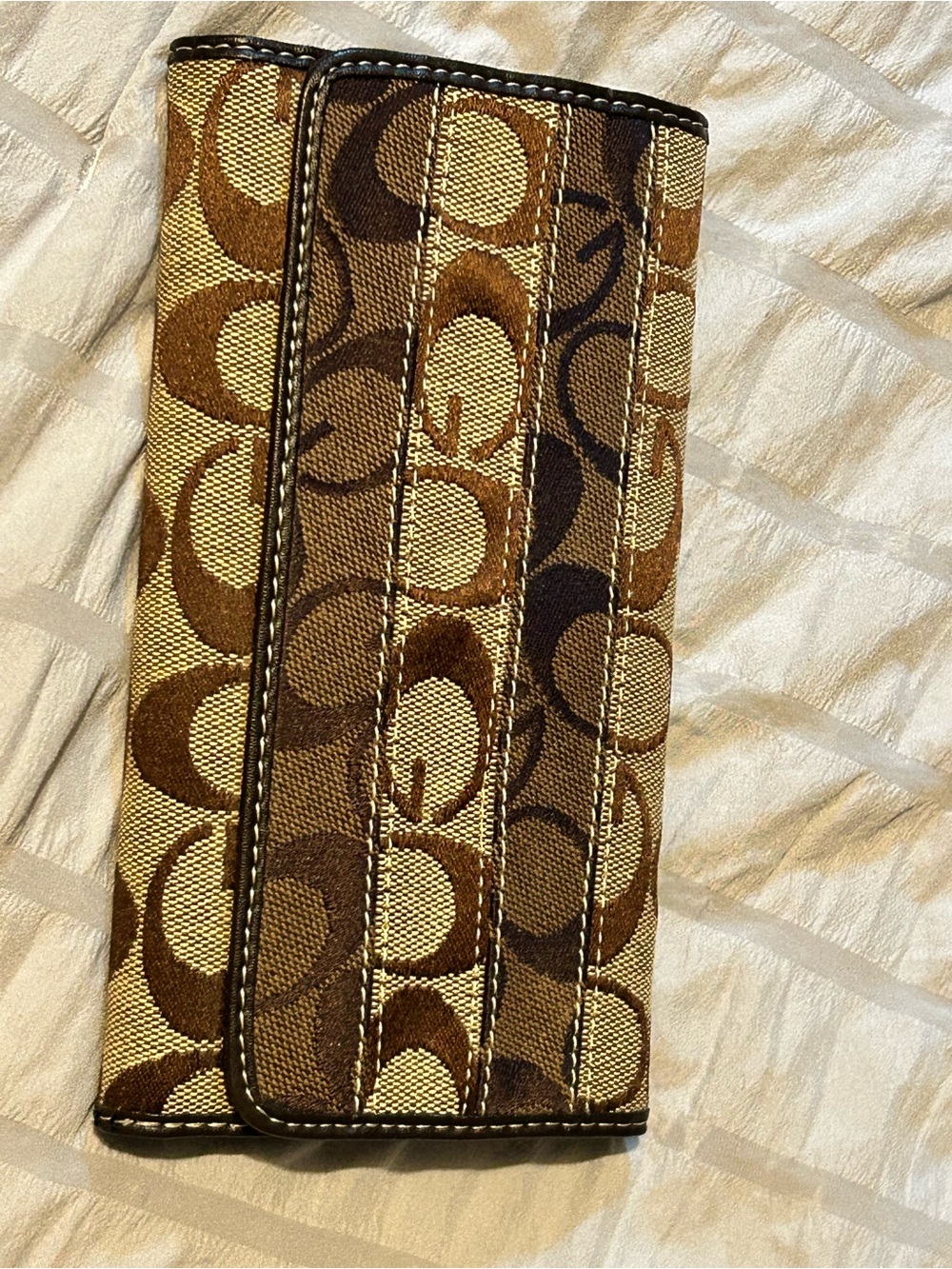 Canvas Trifold Wallet in Brown/Tan